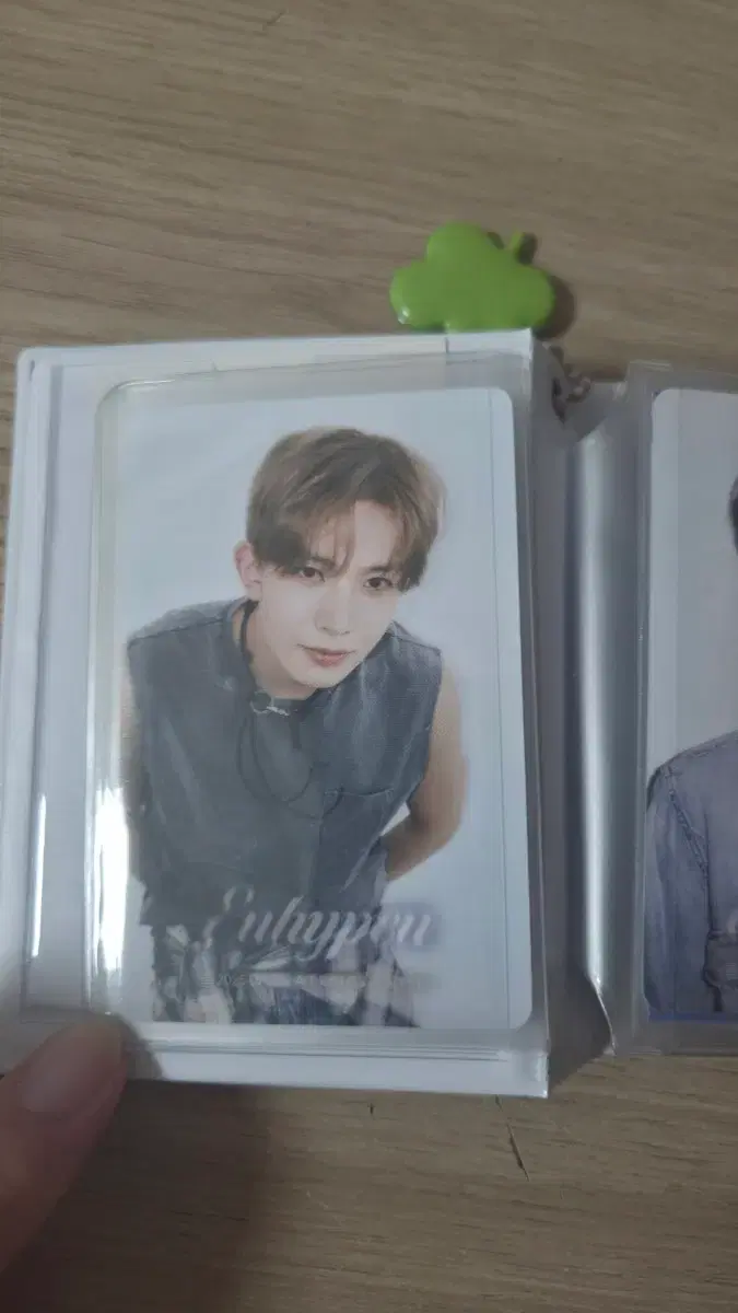 thumbnail-5